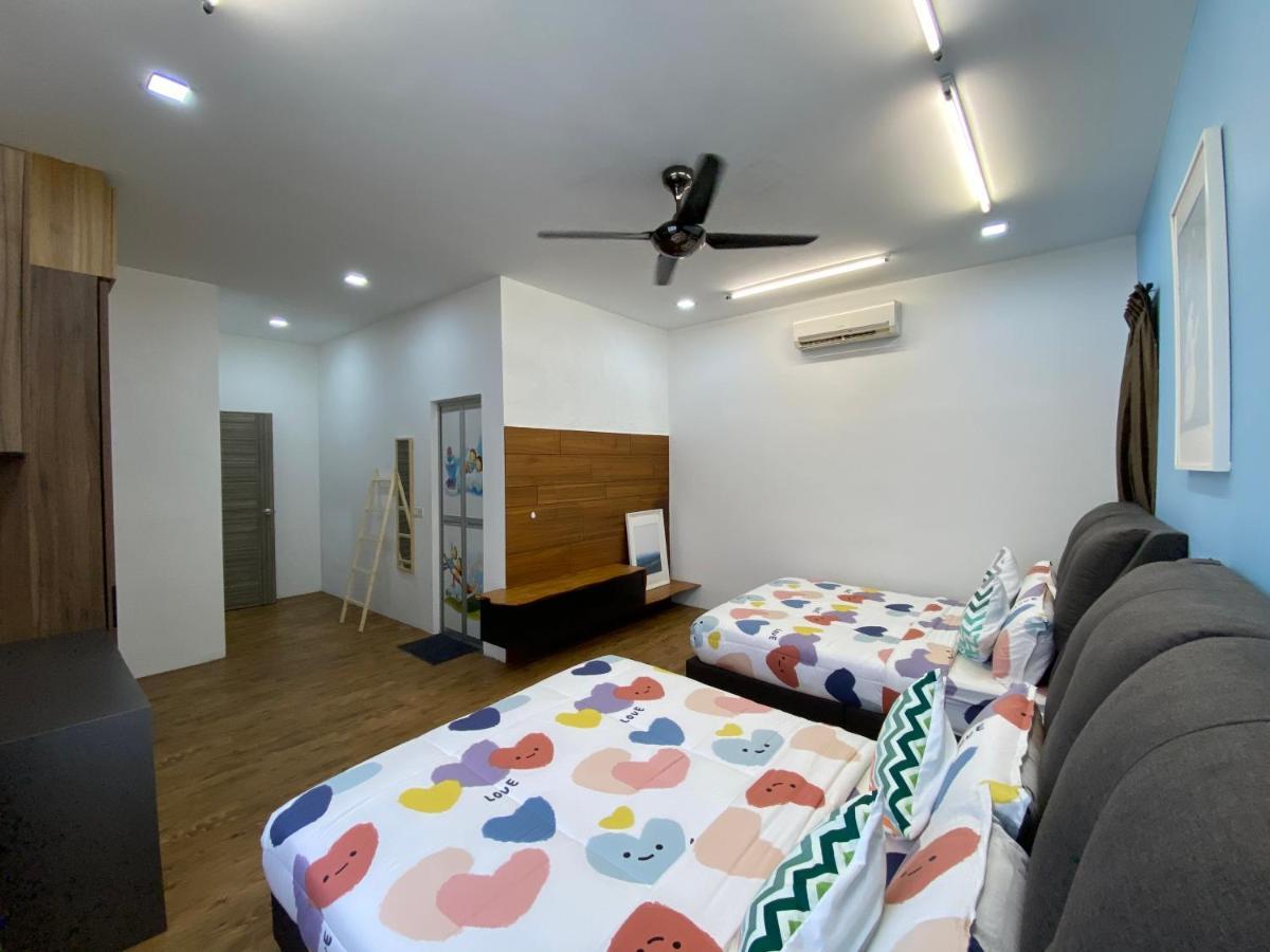 הוילה D Niice Garden View With Private Pool Bukit Indah, ג'והור בהרו מראה חיצוני תמונה