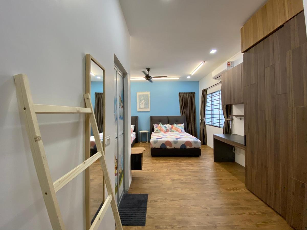הוילה D Niice Garden View With Private Pool Bukit Indah, ג'והור בהרו מראה חיצוני תמונה