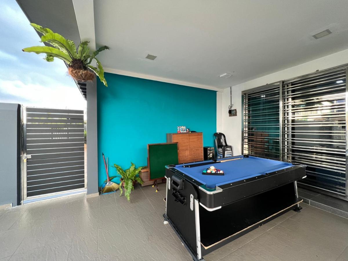 הוילה D Niice Garden View With Private Pool Bukit Indah, ג'והור בהרו מראה חיצוני תמונה